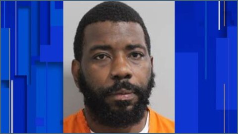 Florida man charged with battery for talking to children outside elementary school on August 25