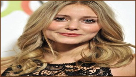 Julianna Guill