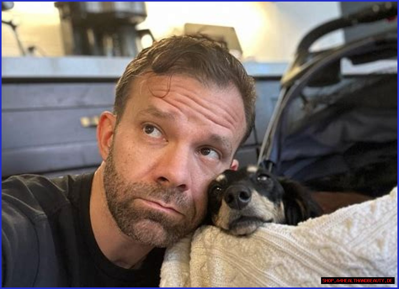 Liam O'Brien Pets - Celebrity Pets
