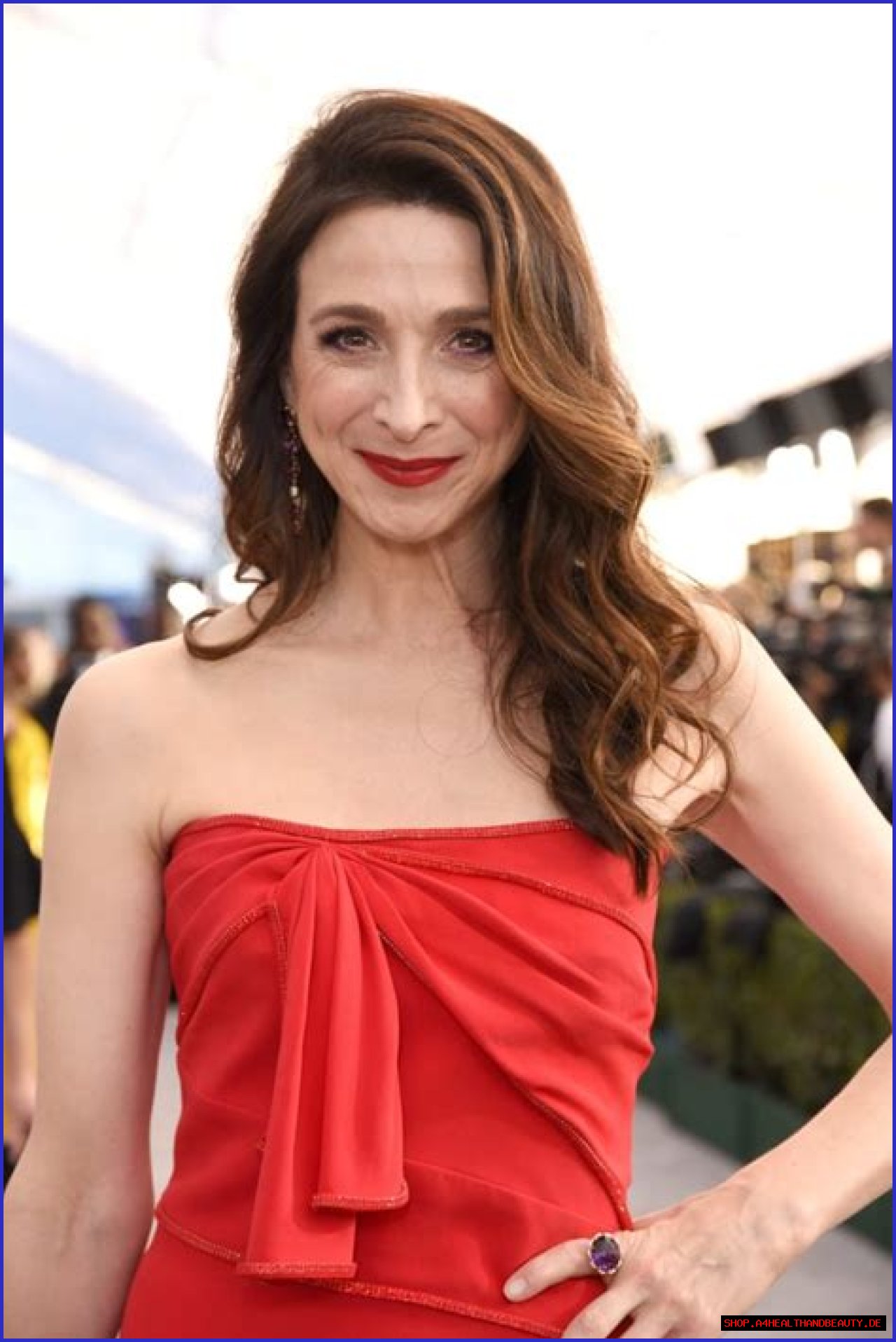 Marin Hinkle Net Worth, Income, Salary, Earnings, Biography, How much money make?