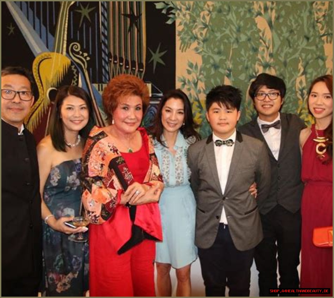 Michelle Yeoh Sister And Brother: Meet Siblings Robert And Lam