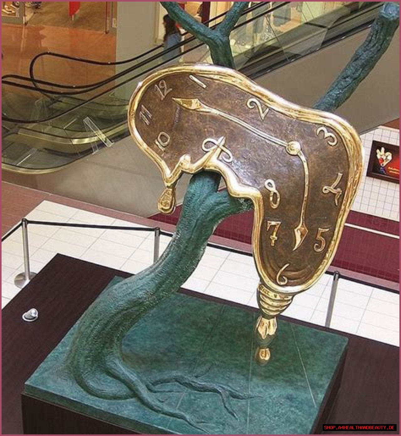 Surrealism Art - A Deep Dive Into the Surrealism Art Movement