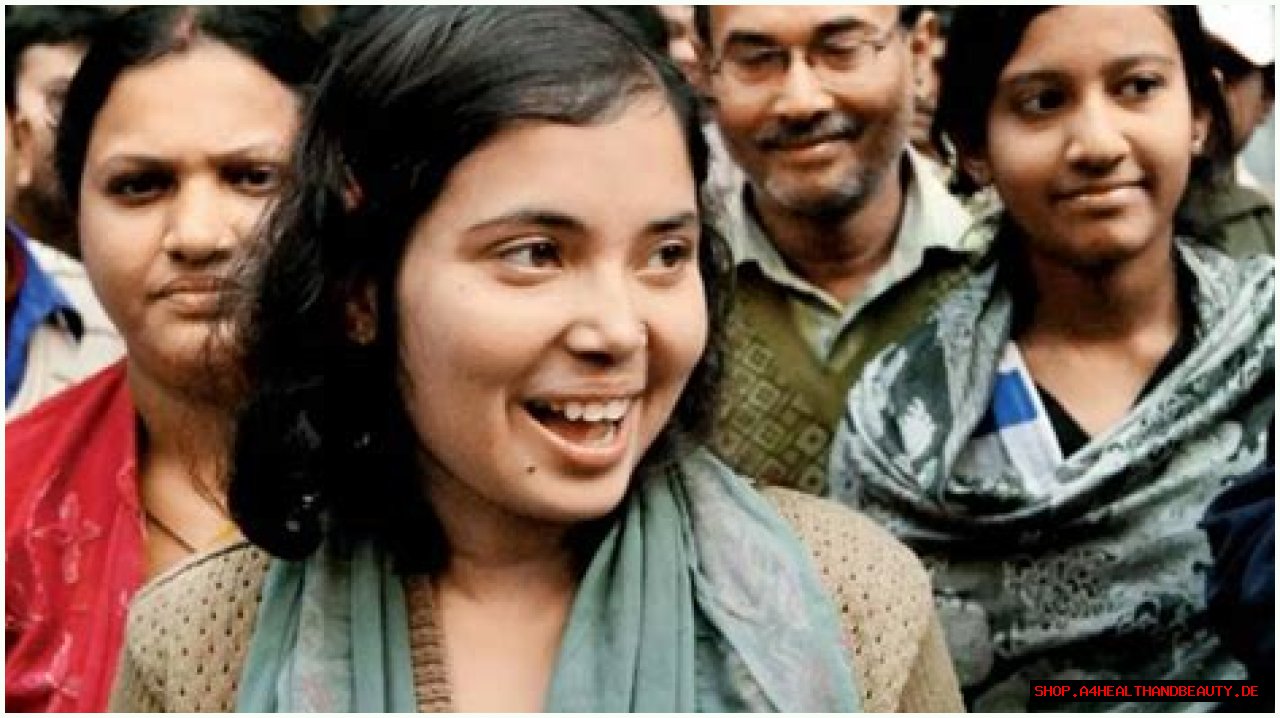 Unveiling The Truth Behind Sagarika Chakraborty's Divorce